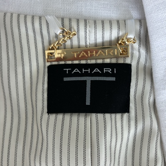 Tahari  Blazer size S/P white - Picture 3 of 6